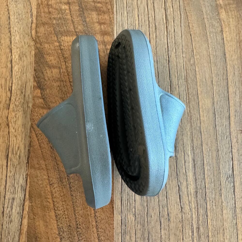 Childhoods Clothing Toddler Slides - Size 9/10 - Picture 5 of 7